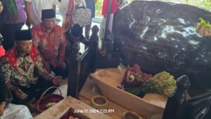 Mantan Wabup Tulungagung Hadiri Ziarah Bersama Ketua Umum PDI Perjuangan di Blitar