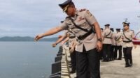 Polres Fakfak Gelar Ziarah Laut Sambut Hari Bhayangkara Ke-78
