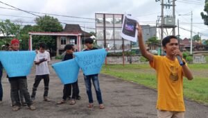 Aliansi Pemuda Silampari Bersatu Demo di KPU Musi Rawas