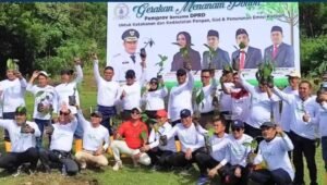 DPRD Sulbar Komitmen Bangun Ekosistem Ekonomi Hijau Lewat Gerakan Menanam Pohon