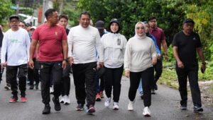 Jalan Pagi Bersama OPD Pemkab Mamuju, Pj Bahtiar ” Ayo Kita Sama- sama Bergerak dan Bekerja”