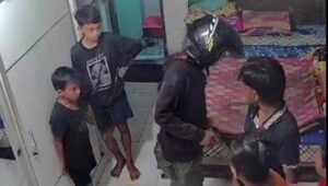 Perampokan Modus Baru di Palembang, Pelaku Pura-Pura Berteduh Karena Kehujanan