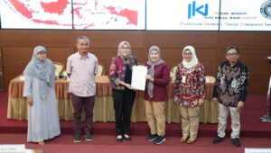 Kemenkumham Sumsel Serahkan 30 Sertifikat Paten di Unsri