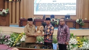 Pemkab Bersama DPRD Kabupaten Malang Setujui RPJPD 2025 – 2045 dan Rancangan KUA PPAS 2025 Serta Perubahan 2024
