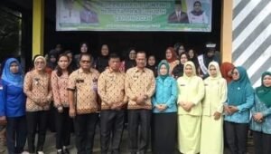 Intervensi Serentak Penanganan Stunting, Pj Elman Kunjungi Posyandu