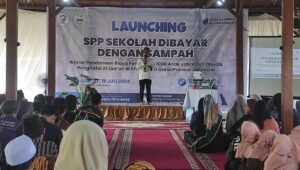 SIT Preneur Indonesia Louncing Program Bayar SPP Sekolah dengan Sampah