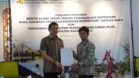 Balai Prasarana Permukiman Wilayah Kalimantan Barat Kementrian PUPR Tandatangani Berita Acara
