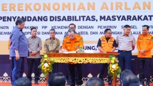 Pj Bupati Sandi Fahlepi Ikuti Apel dan Simulasi Karhutla Sumsel 2024