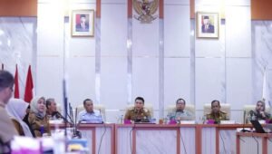 Bupati Panca Membuka Rapat Koordinasi Terkait Program Pemberantasan Korupsi dengan Tim Korsupgah KPK RI Wilayah II Tahun 2024