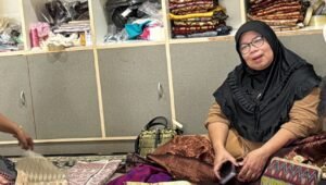 Melalui KUR, Bank Sumsel Babel Dorong Ekosistem UMKM Songket Naik Kelas