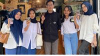 Mahasiswa ULB Semester 4D Manajemen dan Bisnis Promosikan UMKM Karakter Kopi