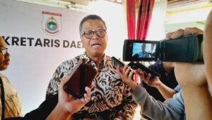 Fraksi Mahasiswa Sulbar Desak Sekprov Copot Kadis Pendidikan