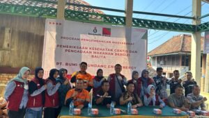 Masyarakat Antusias Hadiri Pemeriksaan Kesehatan Gratis oleh PT BSEE