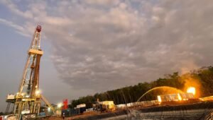 PHR Zona 4 Sukses melakukan pemboran sumur pengembangan di Struktur Benuang dengan Hasil 1093% dari Target setara 2.858 BOEPD