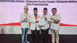 Slamet – Alfi Terima B-KWK PKS, Optimis Menangkan Pilkada Banyuasin