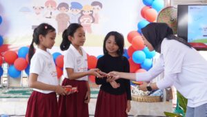 Bersama Pertamina, Oca Tresia Wujudkan Pendidikan Anak-Anak Rusun 26 Ilir Palembang Melalui Program Kampung Literasi