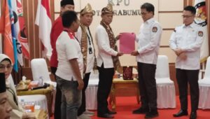 Andriansyah Fikri dan Syamdakir Resmi Daftar Sebagai Kandidat Pilkada Prabumulih 2024