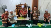 HUT Pengayoman Ke 79 Tahun, Kepala Rutan Kelas I Palembang ‘Potong Tumpeng’
