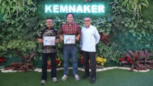 Keselamatan Kerja Terjaga, Bukit Asam (PTBA) Raih Penghargaan di 2 Ajang Sekaligus