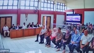 Hakim Tunda Sidang Korupsi Pengadaan Baju Batik, Mantan Plt Kadis PMD Sumsel Gagal Bersaksi