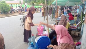 Tuah Rezeki Belasan Pedagang Kecil di Tunamen Arlan Franky Cup Muara Dua