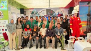 Dukung Belanja Produk lokal, PHE Jambi Merang Memperkenalkan Madu Lebah Sabak dan Stick Buah Naga Pada Ajang Hari UMKM Nasional Tahun 2024