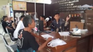 Anak Durhaka, Tidak Diberikan Uang, Orang Tua Dipukuli