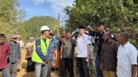 Bupati Fakfak Tinjau Pembangunan Kantor Distrik dan Puskesmas Baru di Arguni
