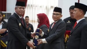 Ir Ansfridus Juliardi Andjioe ME Dikukuhkan Sebagai Pjs Bupati Kapuas Hulu
