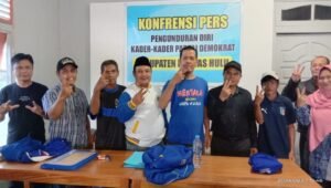 Berbeda Arah Dukungan Pencalonan Bupati-Wakil Bupati, 34 Kader Partai Demokrat Kapuas Hulu Mengundurkan Diri
