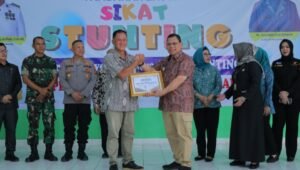 Pj Wali Kota Komitmen Bawa Palembang Menuju Zero Stunting, Beri Paket Makanan Ekstra