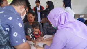 Bukit Asam (PTBA) Unit Dermaga Kertapati Gelar Pengobatan Gratis dan Penanganan Stunting