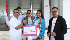 Kembali ke Sulbar, Atlet Dayung Berprestasi, Ramlah Baharuddin Disambut Pemprov Sulbar