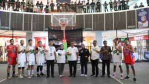 Buka Turnamen Manakarra Basketball School Antar Pelajar dan Umum, Sekprov Sulbar Harap Terus Berkelanjutan
