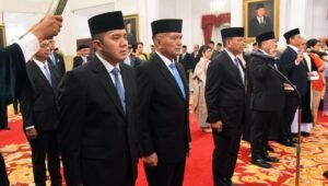 Presiden Prabowo Lantik Teddy Indra Wijaya Sebagai Setkab dan Wakil Menteri Kabinet Merah Putih