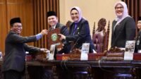 Pj Gubernur Elen Setiadi Sampaikan Pendapat Akhir Terhadap Raperda Tentang APBD Provinsi Sumsel TA 2025