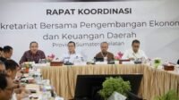 Pj Gubernur Elen Setiadi Pimpin Rakor Sekretariat Bersama Bahas Upaya Penurunan Kemiskinan dan Inflasi