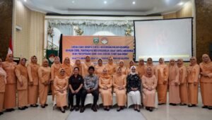 Ketua DWP Sumsel Sosialisasikan Budaya Cinta Lingkungan dalam Keluarga