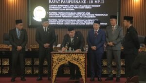 Persetujuan Bersama Dua Raperda, Pj Wali Kota Hadiri Paripurna Ke-18 DPRD Kota Palembang