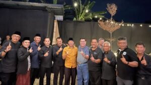 Tiba-tiba Muncul di Tulungagung, Anggota DPR RI Fraksi Golkar Heru Tjahjono Beri Wejangan Paslon GaBah, Ada Apa?