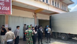 Polres Kapuas Hulu Kawal Ketat Pengiriman Surat Suara dari Sintang ke Kapuas Hulu