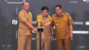 Dorong Kesejahteraan di Desa, Pj Gubernur Sulbar Bahtiar Dukung Program LMS Pamong Desa