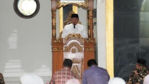 Hadiri Maulid BKMT, Pj Gubernur Sulawesi Barat Bahtiar Dorong Sedekah Pohon di Sulawesi Barat
