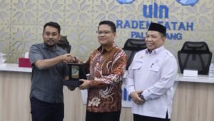 AJI Palembang dan UIN Raden Fatah Resmikan Pusat Kajian Jurnalisme Cek Fakta untuk Perangi Hoaks