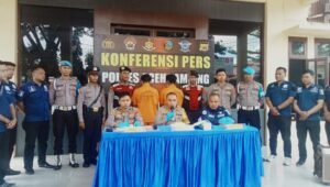 Polres Aceh Tamiang Amankan Pelaku Pembakaran Excavator