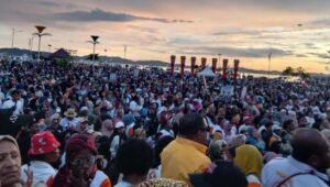 Akhiri Tahapan Kampanye Pilkada Fakfak 2024, Puluhan Ribu Massa Pendukung UtaYoh Padati Dua Lokasi