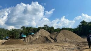 Penggunaan Material Peningkatan Ruas Jalan Boyan Tanjung – Nanga Taman Sesuai Prosedur