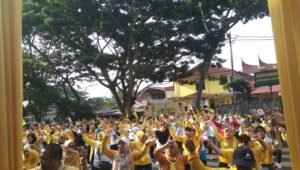 Ribuan Peserta Senam Partai Golkar Sambut Ulang Tahun Yang ke 60