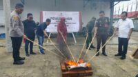 KPU Mamuju Lakukan Pemusnahan Surat Suara Pemilihan Gubernur dan Wakil Gubernur, Bupati dan Wakil Bupati