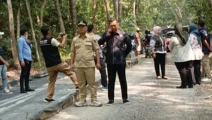 Komisi 3 DPRD Prabumulih Lakukan Sidak Pembangunan Jalan Perbatasan Prabumulih – Air Limau